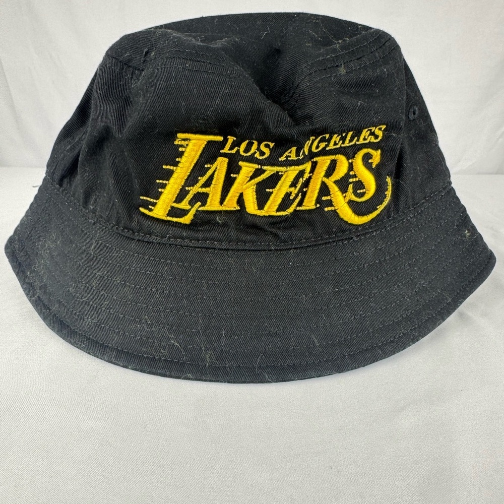 Los Angeles Lakers Black Bucket Hat